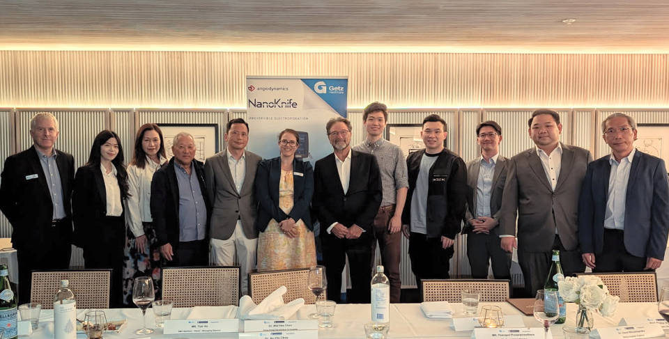 Nanoknife urologists